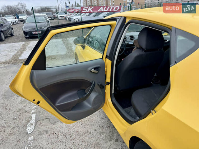 Жовтий Сеат Ibiza, об'ємом двигуна 1.39 л та пробігом 132 тис. км за 5500 $, фото 31 на Automoto.ua
