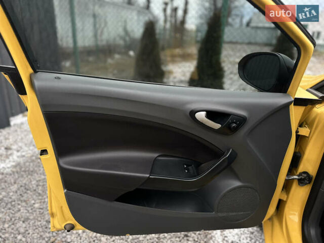 Желтый Сеат Ибица, объемом двигателя 1.2 л и пробегом 140 тыс. км за 4800 $, фото 18 на Automoto.ua