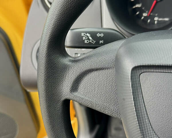 Жовтий Сеат Ibiza, об'ємом двигуна 1.39 л та пробігом 132 тис. км за 5500 $, фото 26 на Automoto.ua