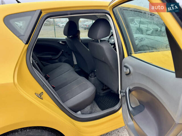 Жовтий Сеат Ibiza, об'ємом двигуна 1.39 л та пробігом 132 тис. км за 5500 $, фото 37 на Automoto.ua