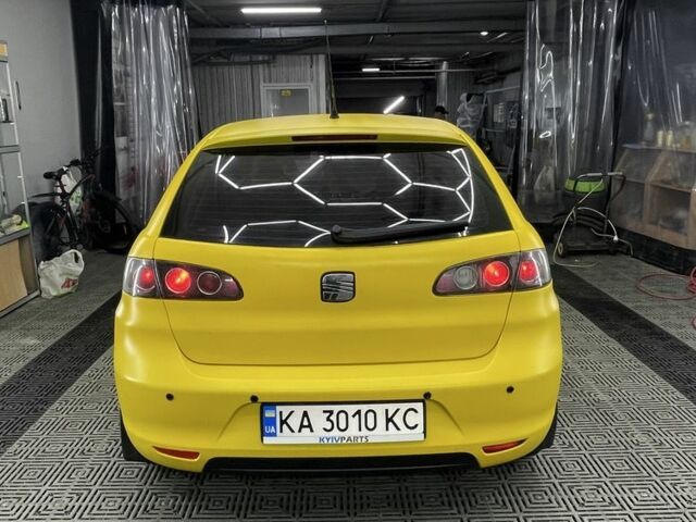 Желтый Сеат Ибица, объемом двигателя 1.4 л и пробегом 206 тыс. км за 3300 $, фото 7 на Automoto.ua