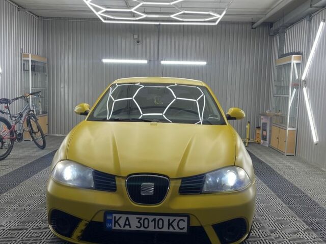 Желтый Сеат Ибица, объемом двигателя 1.4 л и пробегом 206 тыс. км за 3300 $, фото 9 на Automoto.ua