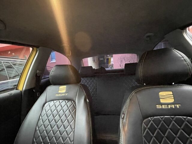 Желтый Сеат Ибица, объемом двигателя 1.4 л и пробегом 206 тыс. км за 3300 $, фото 11 на Automoto.ua
