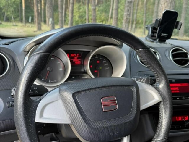 Жовтий Сеат Ibiza, об'ємом двигуна 1.2 л та пробігом 175 тис. км за 6400 $, фото 8 на Automoto.ua