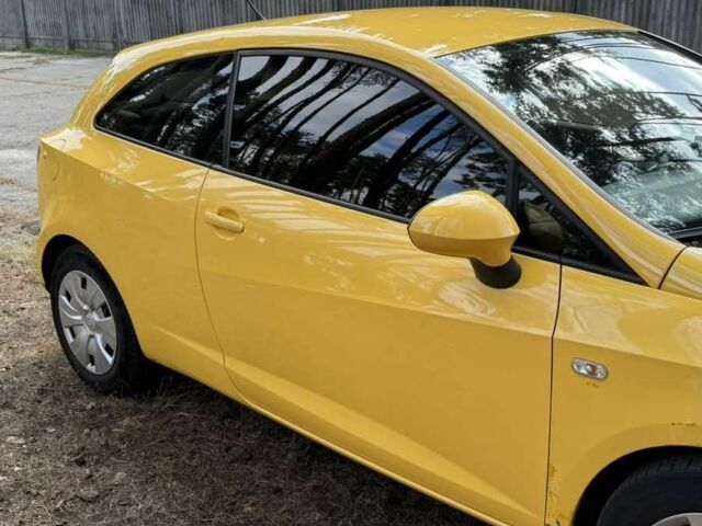 Жовтий Сеат Ibiza, об'ємом двигуна 1.2 л та пробігом 175 тис. км за 6400 $, фото 3 на Automoto.ua
