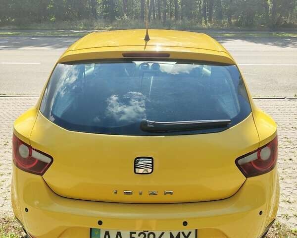 Желтый Сеат Ибица, объемом двигателя 1.6 л и пробегом 310 тыс. км за 8999 $, фото 4 на Automoto.ua