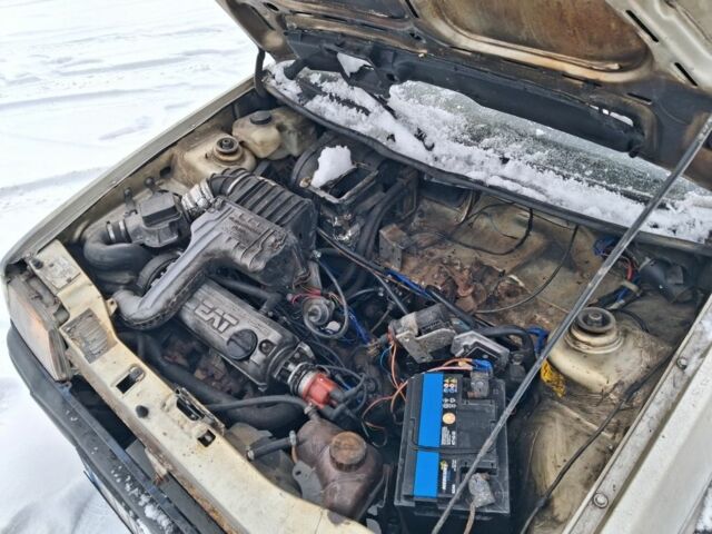 Серый Сеат Ибица, объемом двигателя 1.3 л и пробегом 300 тыс. км за 284 $, фото 2 на Automoto.ua