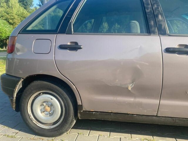 Серый Сеат Ибица, объемом двигателя 1.3 л и пробегом 330 тыс. км за 1700 $, фото 3 на Automoto.ua