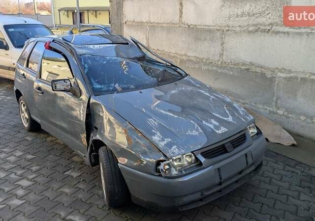 Серый Сеат Ибица, объемом двигателя 1.9 л и пробегом 333 тыс. км за 1000 $, фото 2 на Automoto.ua