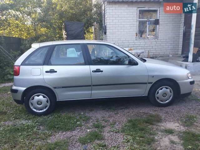 Сірий Сеат Ibiza, об'ємом двигуна 1.39 л та пробігом 139 тис. км за 2500 $, фото 2 на Automoto.ua