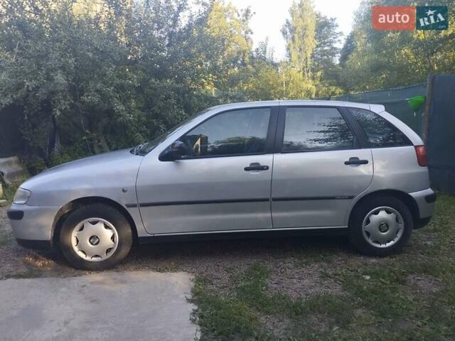 Сірий Сеат Ibiza, об'ємом двигуна 1.39 л та пробігом 139 тис. км за 2500 $, фото 17 на Automoto.ua