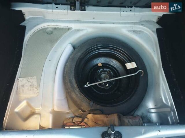 Сірий Сеат Ibiza, об'ємом двигуна 1.39 л та пробігом 139 тис. км за 2500 $, фото 24 на Automoto.ua