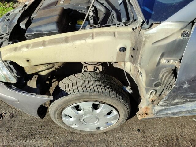 Серый Сеат Ибица, объемом двигателя 1.4 л и пробегом 210 тыс. км за 2000 $, фото 1 на Automoto.ua