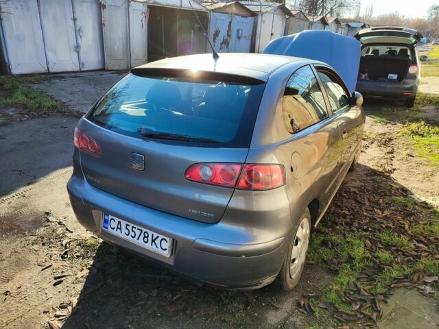 Серый Сеат Ибица, объемом двигателя 1.4 л и пробегом 210 тыс. км за 2000 $, фото 2 на Automoto.ua