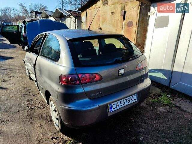 Серый Сеат Ибица, объемом двигателя 1.4 л и пробегом 210 тыс. км за 2000 $, фото 4 на Automoto.ua