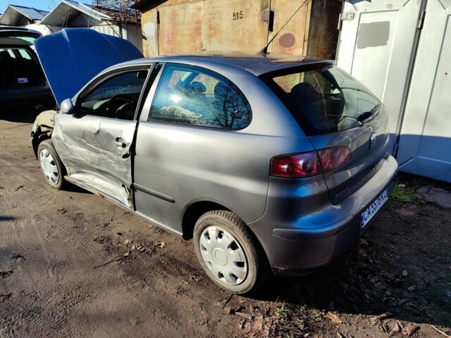 Серый Сеат Ибица, объемом двигателя 1.4 л и пробегом 210 тыс. км за 2000 $, фото 5 на Automoto.ua