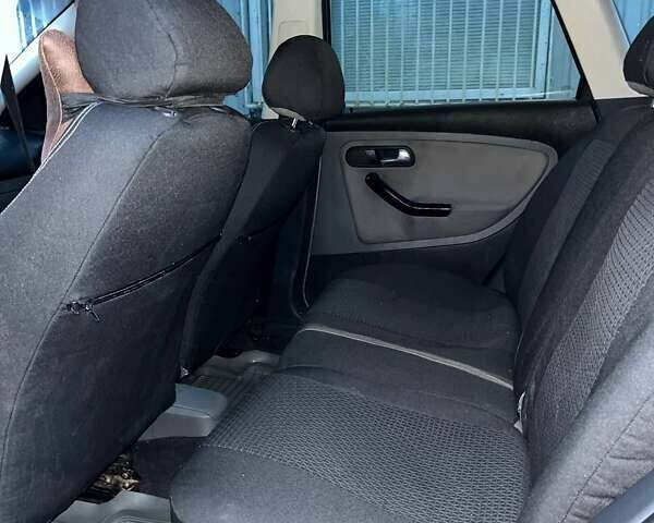 Серый Сеат Ибица, объемом двигателя 1.2 л и пробегом 214 тыс. км за 3150 $, фото 8 на Automoto.ua