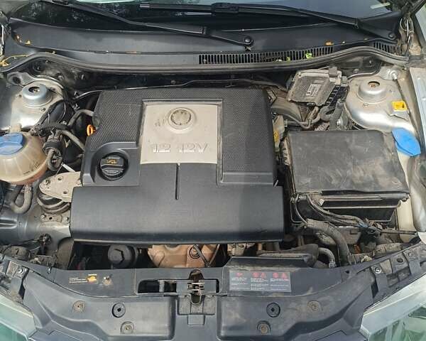 Сірий Сеат Ibiza, об'ємом двигуна 1.2 л та пробігом 308 тис. км за 3200 $, фото 73 на Automoto.ua