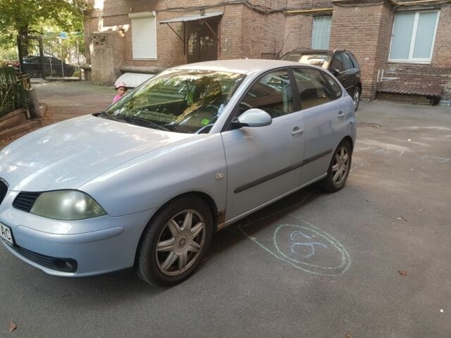 Сірий Сеат Ibiza, об'ємом двигуна 1.4 л та пробігом 218 тис. км за 3500 $, фото 1 на Automoto.ua