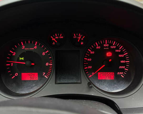 Серый Сеат Ибица, объемом двигателя 1.39 л и пробегом 300 тыс. км за 3100 $, фото 16 на Automoto.ua