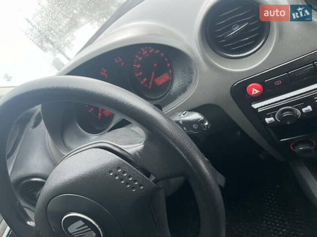Серый Сеат Ибица, объемом двигателя 1.2 л и пробегом 268 тыс. км за 2150 $, фото 15 на Automoto.ua