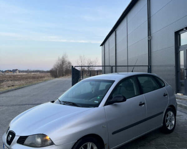Сірий Сеат Ibiza, об'ємом двигуна 0 л та пробігом 175 тис. км за 2000 $, фото 5 на Automoto.ua