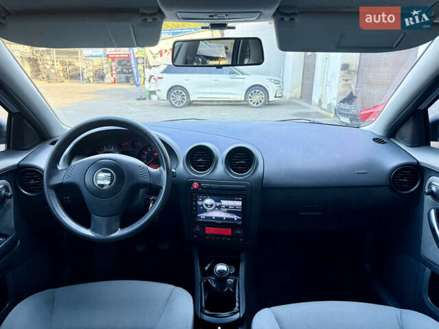 Серый Сеат Ибица, объемом двигателя 1.2 л и пробегом 151 тыс. км за 3500 $, фото 34 на Automoto.ua