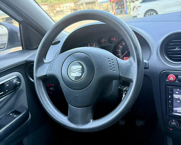 Серый Сеат Ибица, объемом двигателя 1.2 л и пробегом 151 тыс. км за 3500 $, фото 24 на Automoto.ua