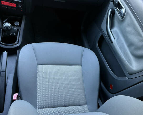 Серый Сеат Ибица, объемом двигателя 1.2 л и пробегом 151 тыс. км за 3500 $, фото 31 на Automoto.ua