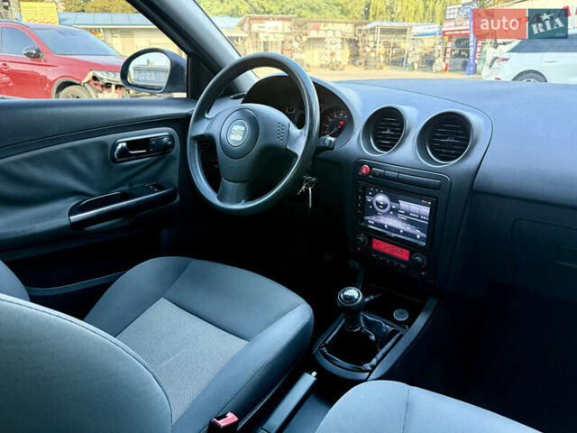 Серый Сеат Ибица, объемом двигателя 1.2 л и пробегом 151 тыс. км за 3500 $, фото 27 на Automoto.ua