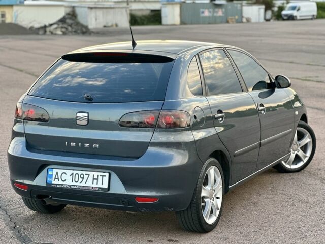 Сірий Сеат Ibiza, об'ємом двигуна 1.4 л та пробігом 257 тис. км за 4200 $, фото 5 на Automoto.ua