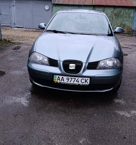 Серый Сеат Ибица, объемом двигателя 2 л и пробегом 140 тыс. км за 4400 $, фото 6 на Automoto.ua