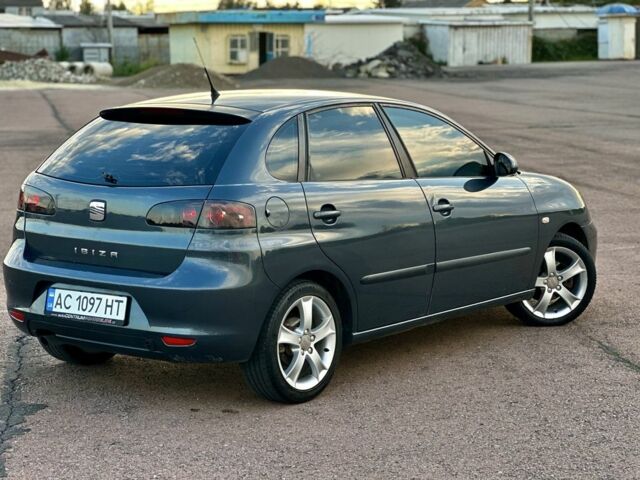 Сірий Сеат Ibiza, об'ємом двигуна 1.4 л та пробігом 257 тис. км за 4200 $, фото 7 на Automoto.ua