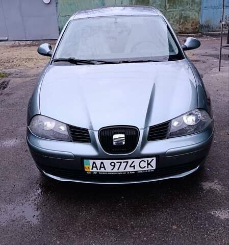 Серый Сеат Ибица, объемом двигателя 2 л и пробегом 140 тыс. км за 4400 $, фото 2 на Automoto.ua