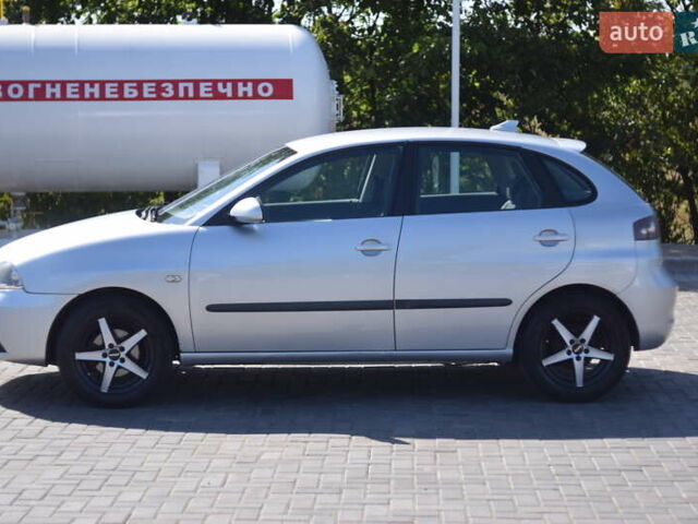 Сірий Сеат Ibiza, об'ємом двигуна 1.4 л та пробігом 204 тис. км за 4200 $, фото 8 на Automoto.ua