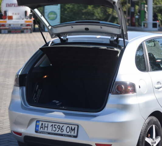 Сірий Сеат Ibiza, об'ємом двигуна 1.4 л та пробігом 204 тис. км за 4200 $, фото 10 на Automoto.ua