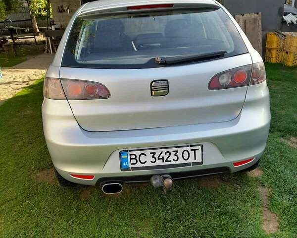 Серый Сеат Ибица, объемом двигателя 1.2 л и пробегом 130 тыс. км за 3499 $, фото 1 на Automoto.ua