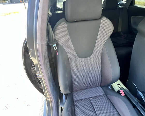 Серый Сеат Ибица, объемом двигателя 2 л и пробегом 261 тыс. км за 4200 $, фото 25 на Automoto.ua