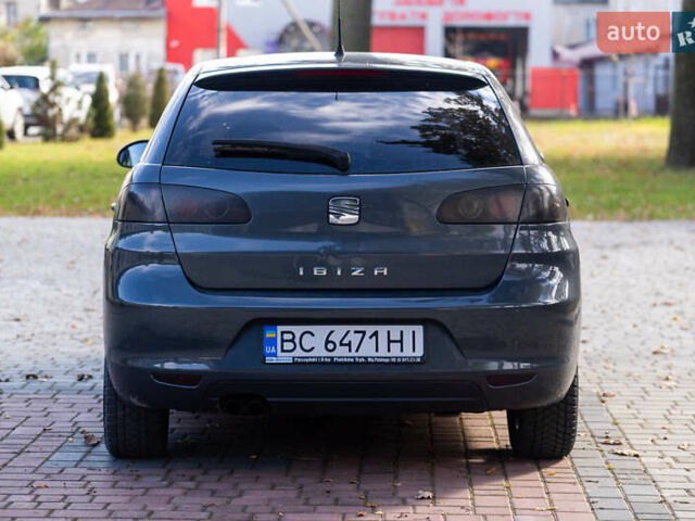 Серый Сеат Ибица, объемом двигателя 2 л и пробегом 258 тыс. км за 4600 $, фото 1 на Automoto.ua