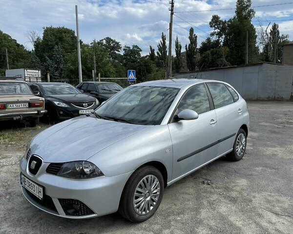 Сірий Сеат Ibiza, об'ємом двигуна 1.4 л та пробігом 184 тис. км за 4800 $, фото 3 на Automoto.ua