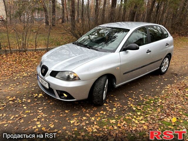 Серый Сеат Ибица, объемом двигателя 1.4 л и пробегом 202 тыс. км за 4000 $, фото 1 на Automoto.ua