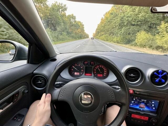 Сірий Сеат Ibiza, об'ємом двигуна 1.4 л та пробігом 168 тис. км за 6300 $, фото 16 на Automoto.ua