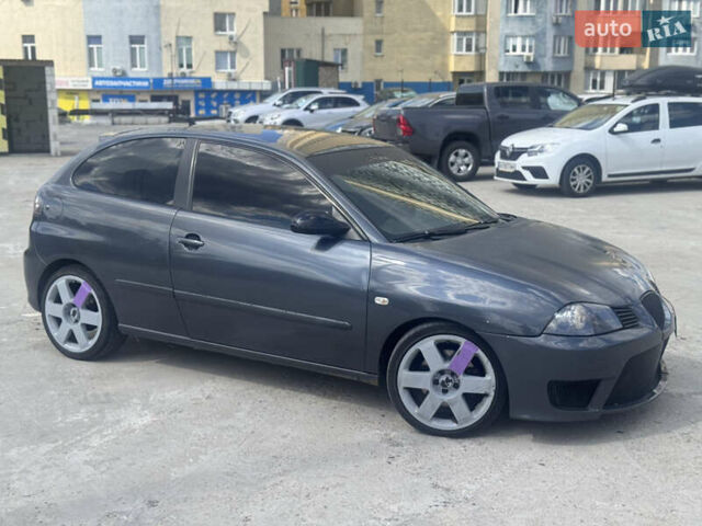 Серый Сеат Ибица, объемом двигателя 1.8 л и пробегом 270 тыс. км за 4300 $, фото 2 на Automoto.ua