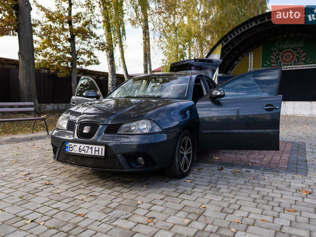Серый Сеат Ибица, объемом двигателя 2 л и пробегом 258 тыс. км за 4600 $, фото 8 на Automoto.ua