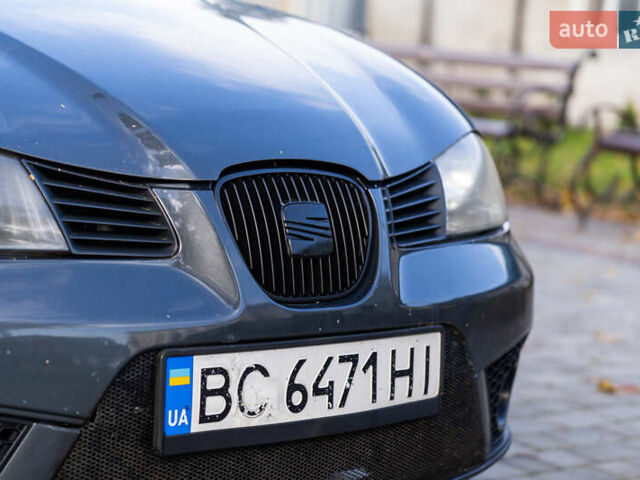 Серый Сеат Ибица, объемом двигателя 2 л и пробегом 258 тыс. км за 4600 $, фото 7 на Automoto.ua