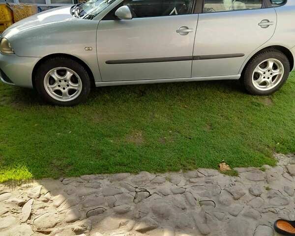 Серый Сеат Ибица, объемом двигателя 1.2 л и пробегом 130 тыс. км за 3499 $, фото 4 на Automoto.ua