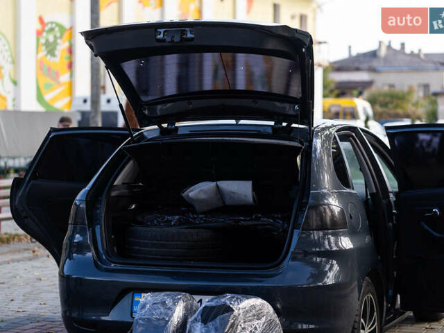 Серый Сеат Ибица, объемом двигателя 2 л и пробегом 258 тыс. км за 4600 $, фото 13 на Automoto.ua