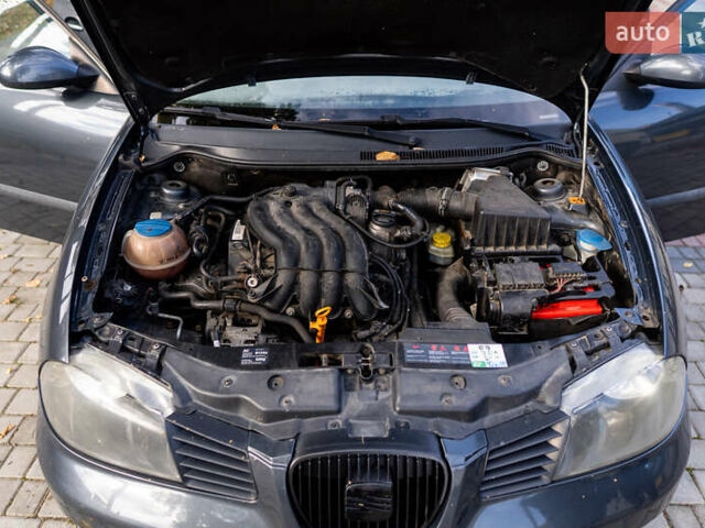 Серый Сеат Ибица, объемом двигателя 2 л и пробегом 258 тыс. км за 4600 $, фото 17 на Automoto.ua