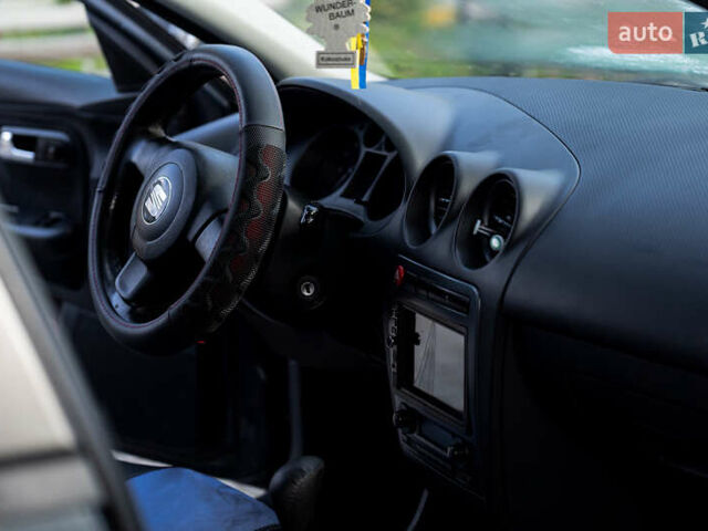 Серый Сеат Ибица, объемом двигателя 2 л и пробегом 258 тыс. км за 4600 $, фото 5 на Automoto.ua