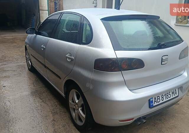 Сірий Сеат Ibiza, об'ємом двигуна 2 л та пробігом 284 тис. км за 3500 $, фото 4 на Automoto.ua